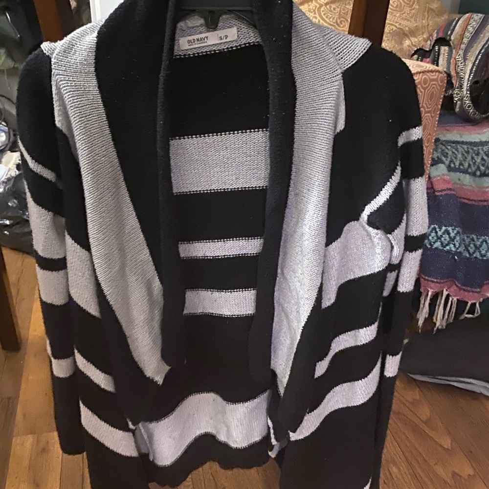 Cardigan sweater